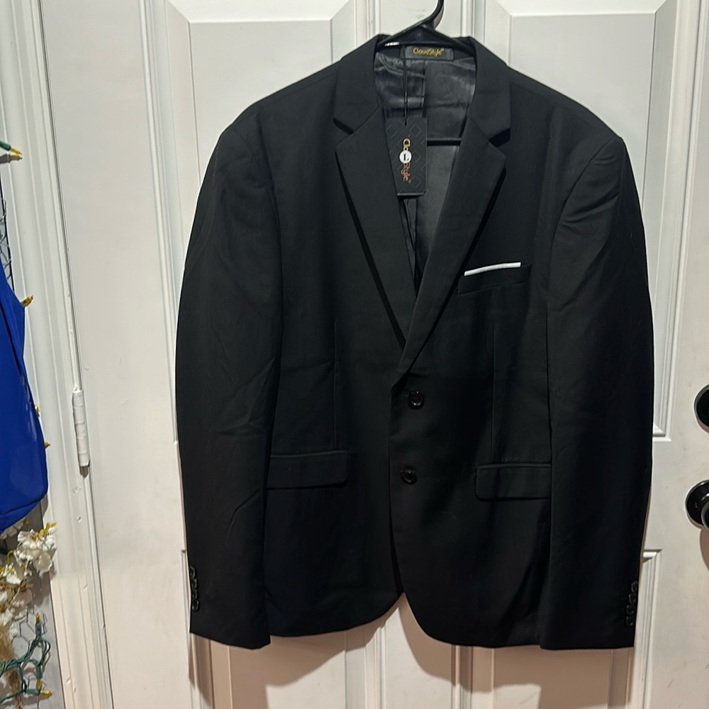 Men’s cloud Style formal suit NWT size large